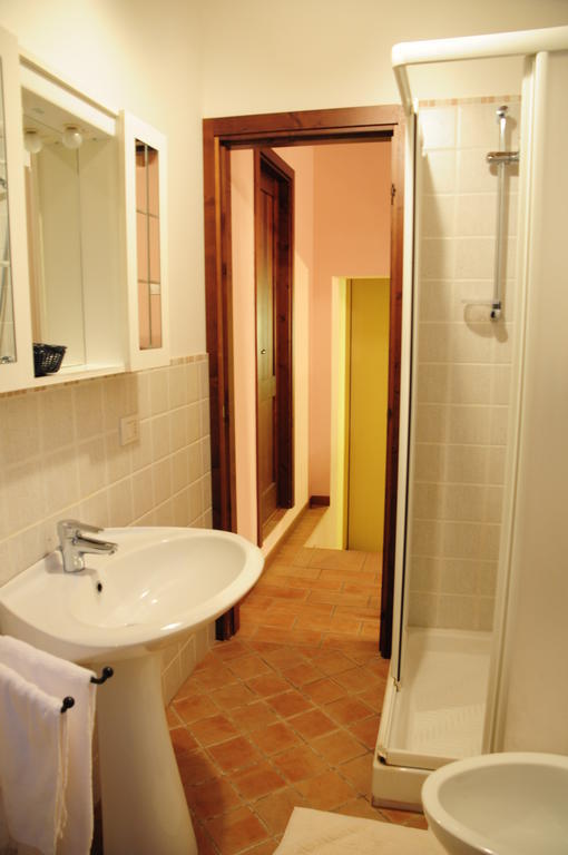 Il Roccolo Di Valcerasa Apartment Treia Room photo